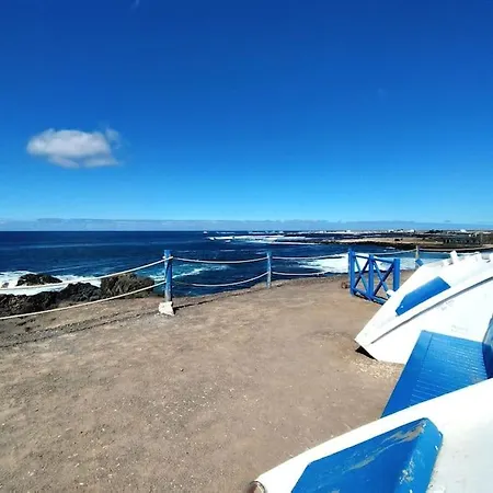 El Toston Lighthhouse. 30 Metros De La Playa Appartement *
